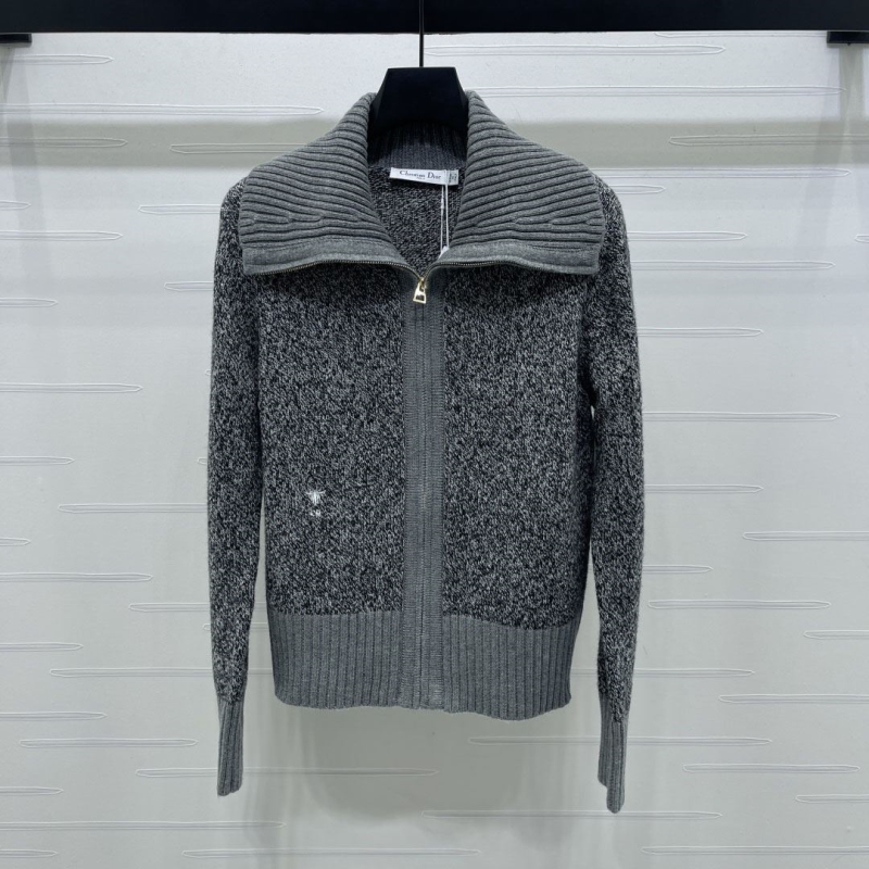 chr1st1an D10r outwear